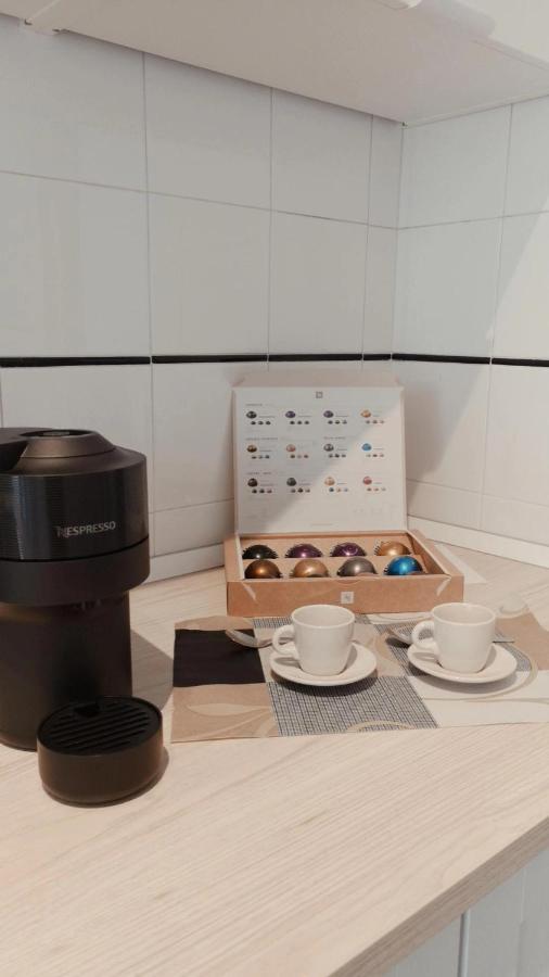 So Fine Petruzzelli Flat Apartment บารี ภายนอก รูปภาพ